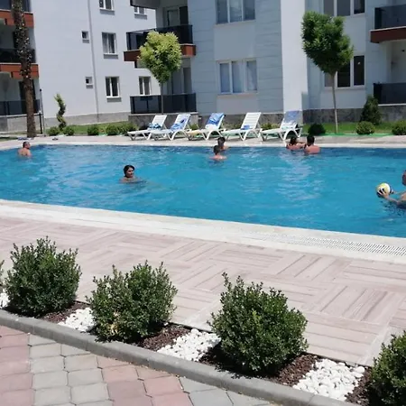 Doga Park Suites Holiday شقة دالامان